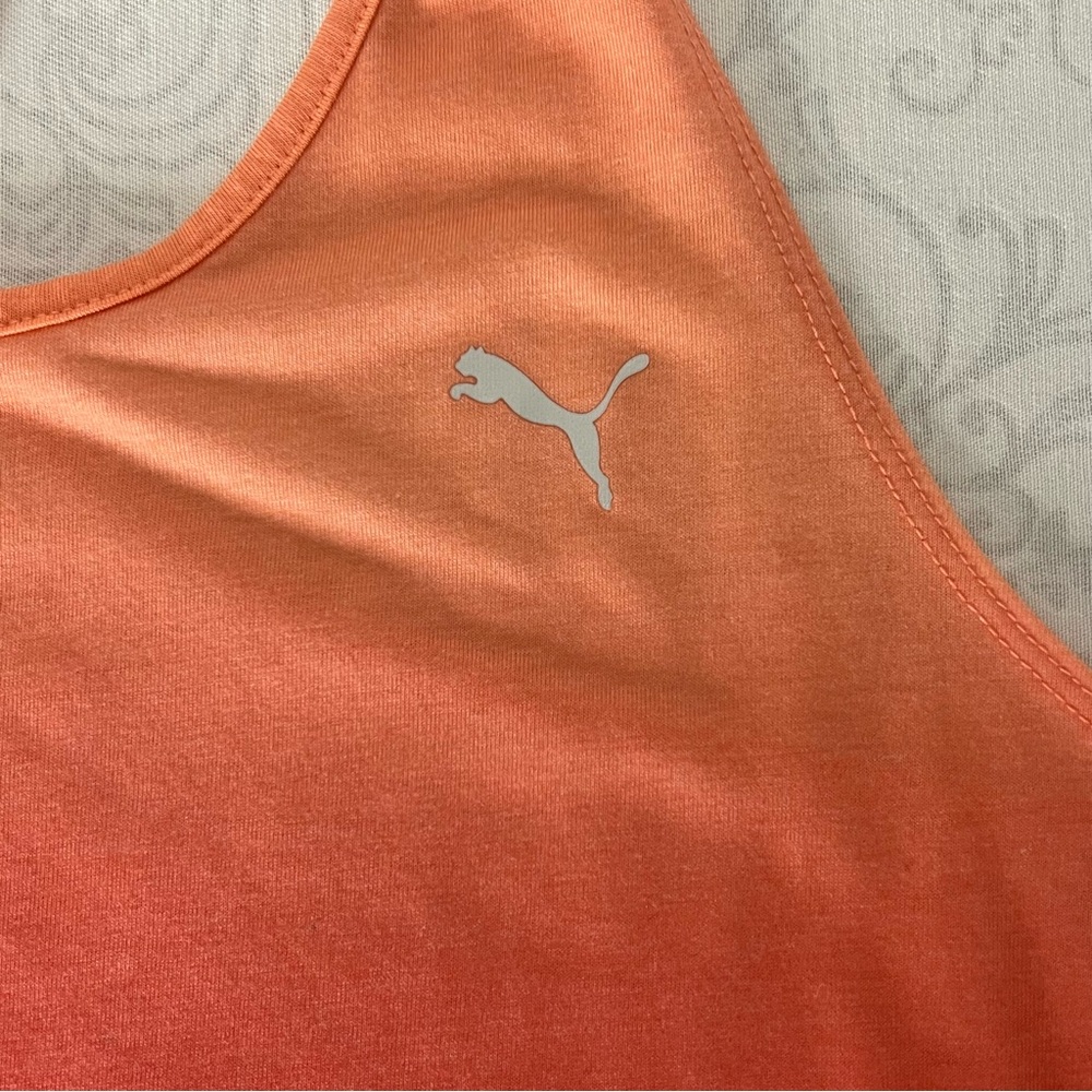 Puma Racerback Ombre Tank Top Size Medium - Picture 9 of 10